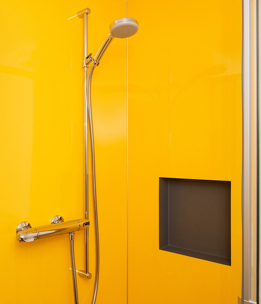 steinhaus-duschumbau-referenz-kriessern-nische-armaturen